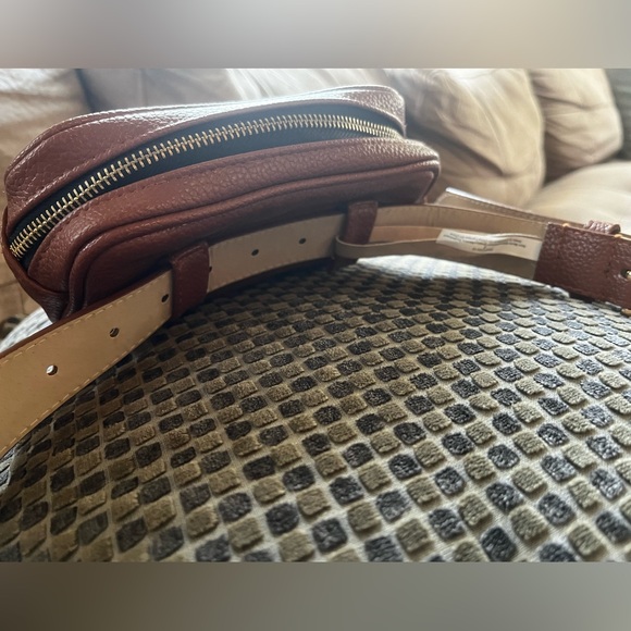 Steve Madden | Belt Bag - Picture 3 of 15